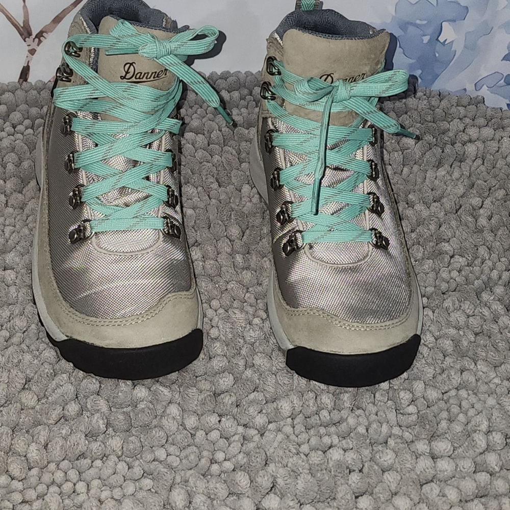 Brand: Danner, Size: 6, Color: Multi